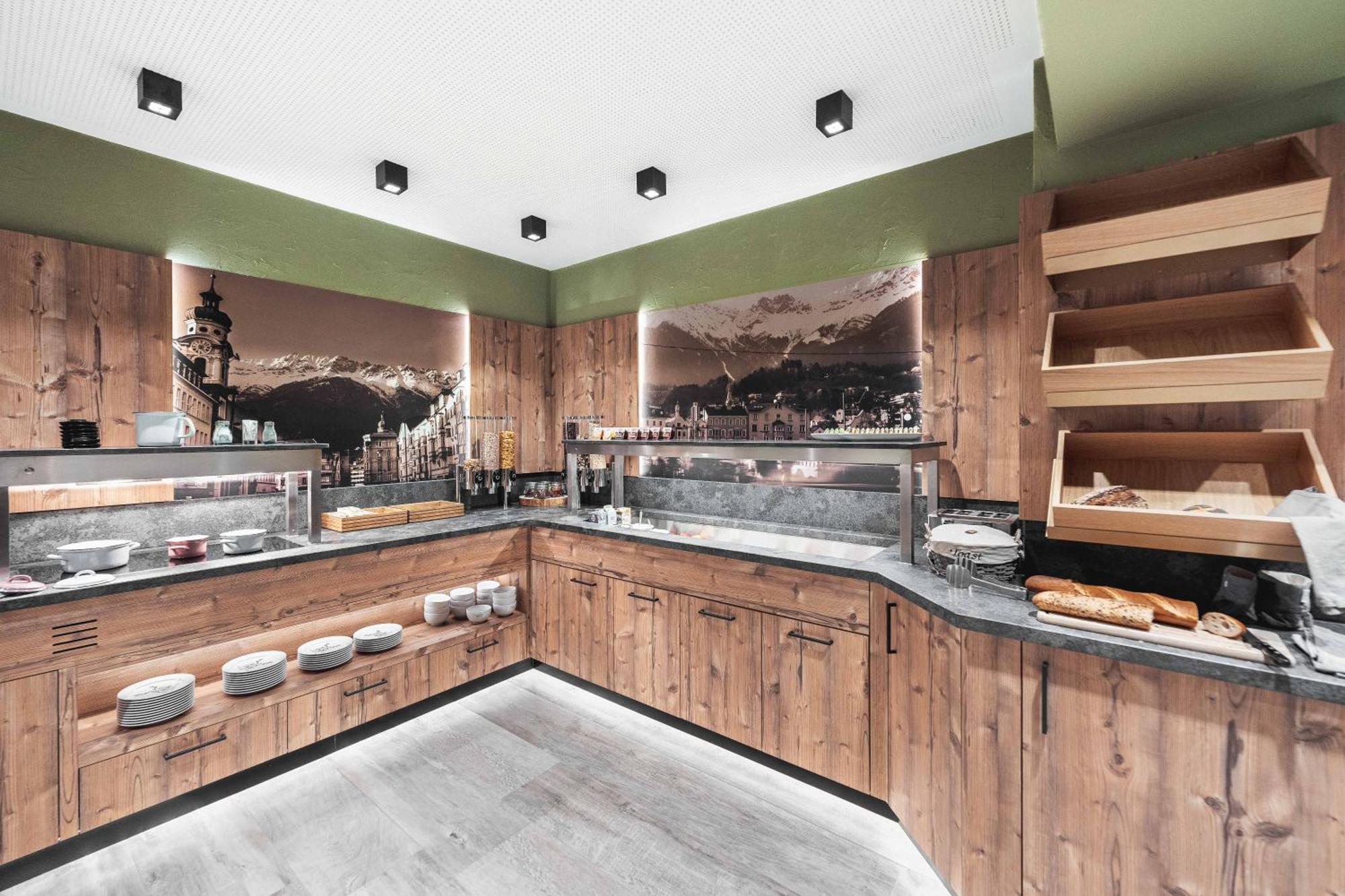 Binders Budget City-Mountain Hotel Innsbruck Eksteriør billede